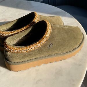 UGG Women's Tasman Slipper olive